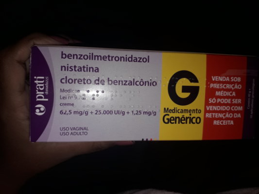 Benzoilmetronidazol, Nistatina e Cloreto de Benzalcônio
